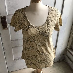 Causal lace top.